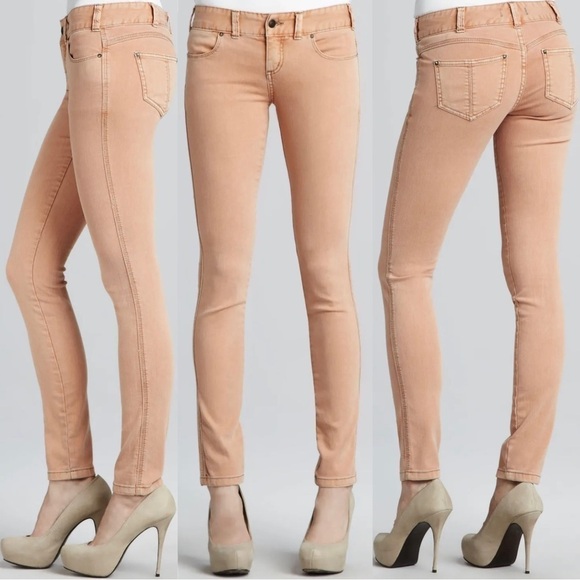 Free People Y2K Vintage Dead stock Millennium Tan Peach Nude Jeans Size 26 NWT - Picture 1 of 14
